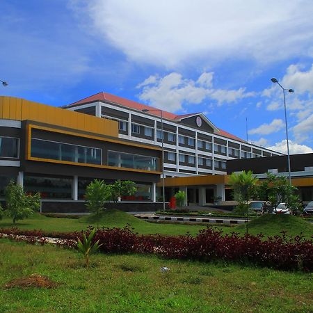 Sutanraja Hotel Kotamobagu Ngoại thất bức ảnh