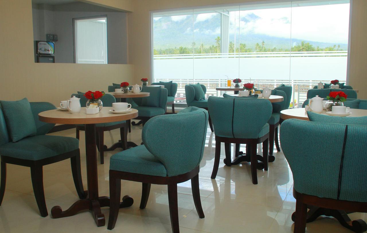 Sutanraja Hotel Kotamobagu Ngoại thất bức ảnh